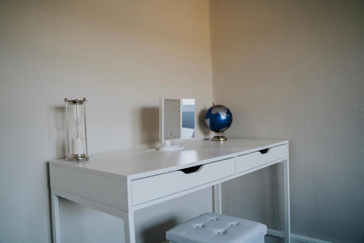Roman Penthouse- City Skyline Views, 4K Tvs, 5G Wifi And More! Apartment Bath Bagian luar foto