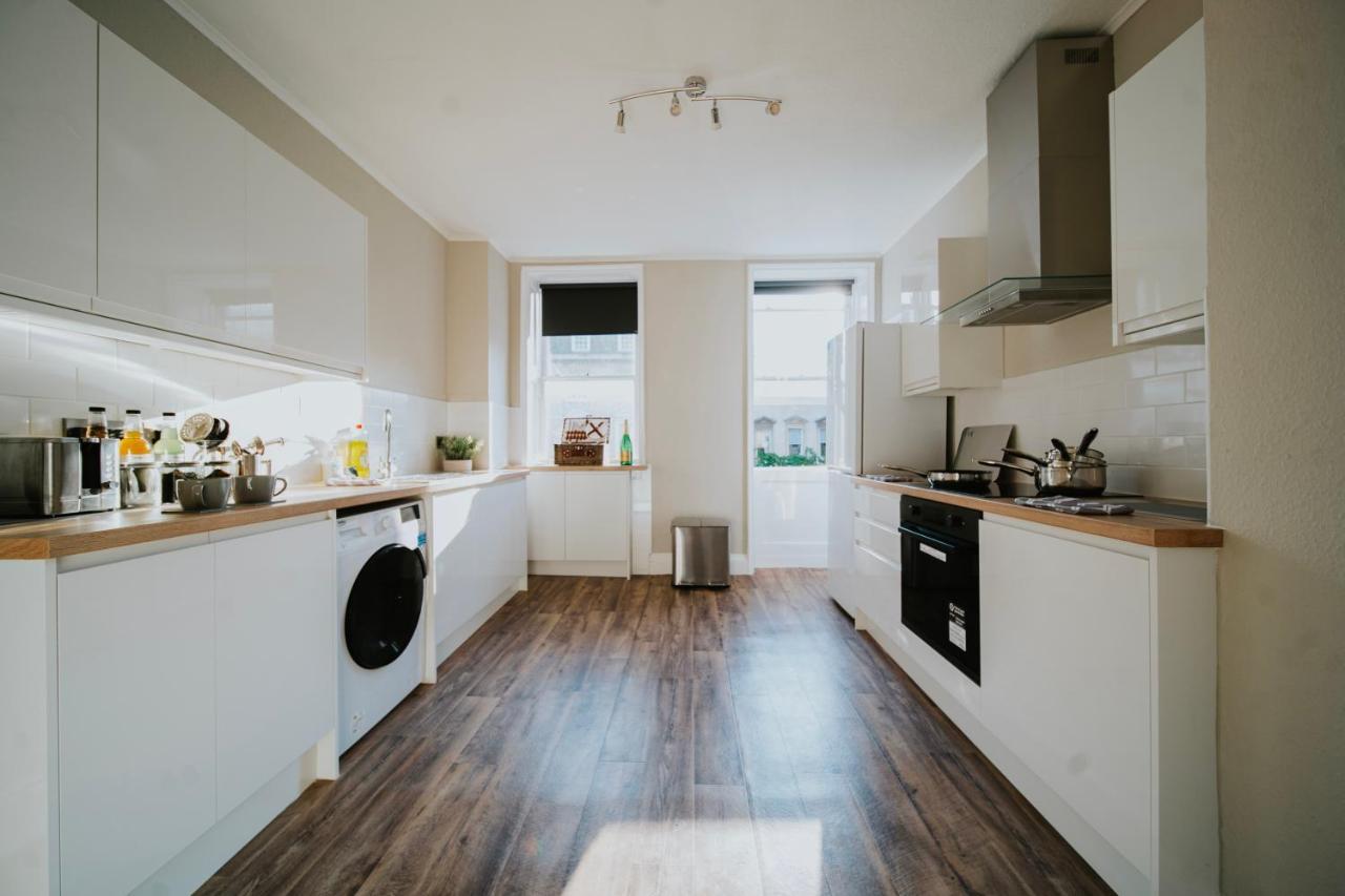 Roman Penthouse- City Skyline Views, 4K Tvs, 5G Wifi And More! Apartment Bath Bagian luar foto